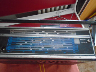 Prodám staré rádio,záznamník - 3