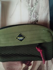 nová khaki neoprenová kabelka Pepe moll - 3