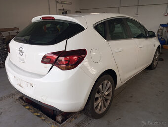 Opel Astra J 1.4i r.v. 2012 X14XER 74kw(3265) - 3