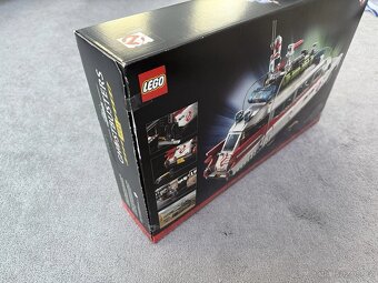 LEGO Icons 10274 Krotitelé duchů – ECTO-1 - 3