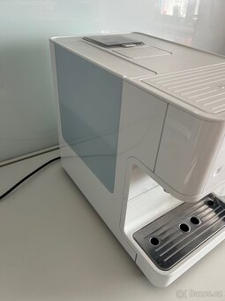 Automaticky kávovar MIELE CM 6160 - 3