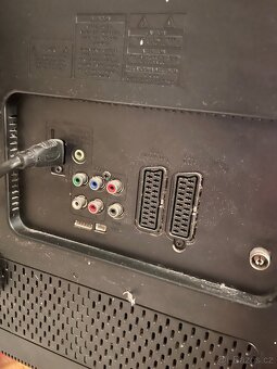 LCD TV 42”, Set top box dvbt2, drzak TV na zed - 3