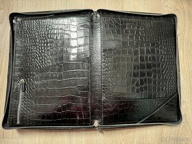 Giorgio Armani kožené pouzdro na notebook - 3