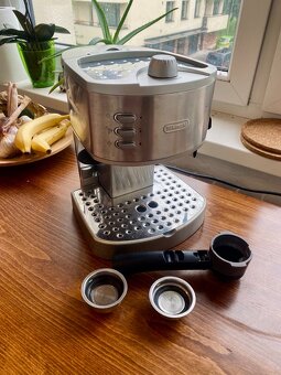 Pákový kávovar DeLonghi MM EC330S - 3