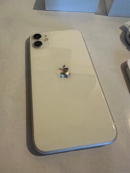 iPhone 11 - 64gb - 3