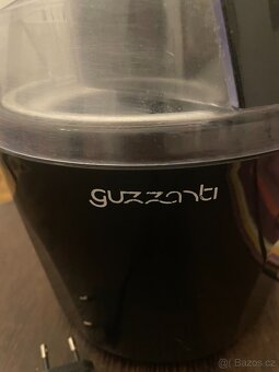Zmrzlinovač Guzzanti 1,5 litrů - 3