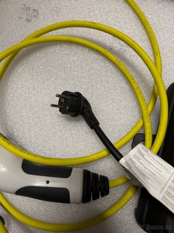 Nabíjecí kabel Nabíječka elektromobilů APTIV - TYP 2, 2,4 KW - 3