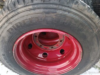 Prodám nákladní pneu 215/75/17.5 - 3