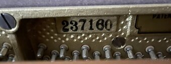 Klavír - Petrof - 3