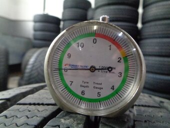 215/60 R17C HANKOOK (7-8mm) č.13574/d3 - 3