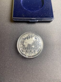 PAMĚTNÍ STŘÍBRNÁ MINCE PRVNÍ UMĚLÉ DRUŽICE ZEMĚ - 3