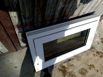 4 plastová okna doprava - 3