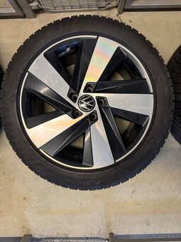 zánovní originální disky Volkswagen včetně zimních pneumatik - 3