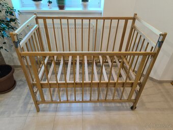 Dětská postýlka pro nejmenší - dřevěná klasika - 3