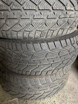 Zimní pneu 235/55 R17 103V dot 4522 - 3