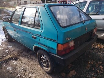 Škoda favorit,nepojízdný - 3