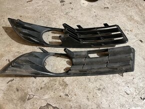 VW Passat B6 - mřížky mlhovek - 3