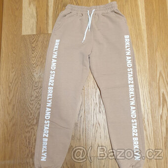 Tepláky na asi 12 let. - 3