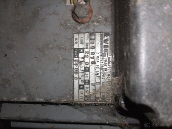 Prodám elektromotor 920 otáček - 3