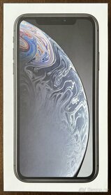iPhone Xr - 64GB, černý + Mobilfox obal - 3