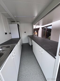 Pojízdná prodejna, gastro přivěs, food truck - 3