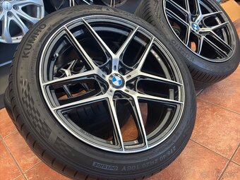 275/40 r20 BMW - 3