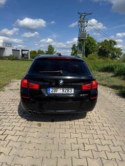 BMW F11 2011 530d 248t km 3.0d Automat kůže nové přední brzd - 3