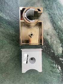 Hansgrohe nástěnný držák sprchy Porter E, kartáčovaný bronz - 3