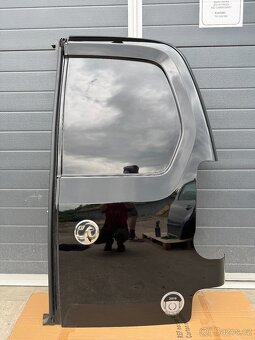 Zadní vrata levé + pravé, plné Opel Combo E, kód barvy G7R - 3