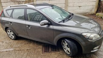 prodam dily na kia ceed 1.6 crdi 85kw 1generace rozprodam - 3