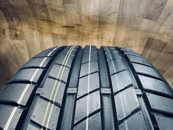 TOP letní kola Audi A7 R20 originál - 3