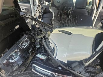 Citroën C5 Aircross Shine 1.6 PureTech 180 2021 - 3
