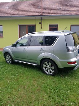 Mitsubishi Outlander 2.0DI-D,CZ Manuál,4x4 - 3