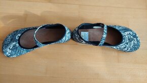 Baleríny Ahinsa Ananda bare vel. 40 - 3