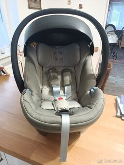 Cybex atom + základna - 3