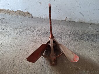 Přihrnovací radlička - 3