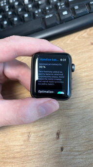 Apple Watch 3 42mm Space Gray Al Nike Sport Band - 3