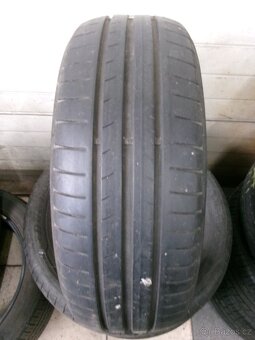 195/60 R15 DUNLOP (2x5 a 2x4,5mm) č.14447/b4 - 3