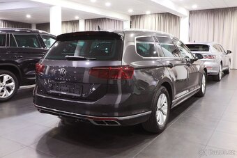 VW Passat B8 Variant 1.5 TSI 110kW R-Line - záruka Autodraft - 3