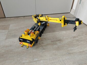 Stavebnice Jeřáb - obdoba Lego Technic - 3
