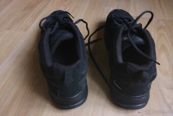 vycházkové kožené boty Nike černé - 3