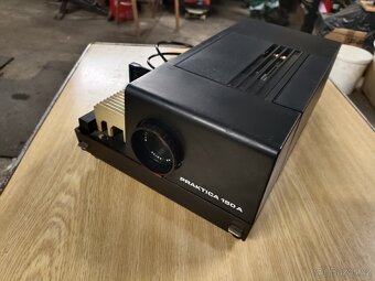 Diaprojektor Praktica 150A - 3