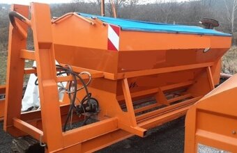 4x4 sypač Iveco 13.5t radlice hák kontejner - 3