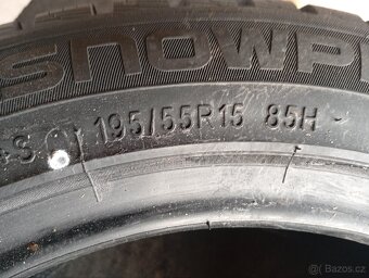 Prodám zimní pneu Nokian - 3