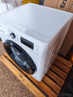 Pračka Whirlpool FFB 8458 BV CS - vadné ložisko - 3