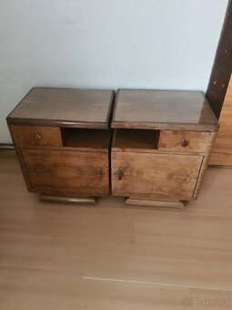 Šatní skříň+noční stolky - 3