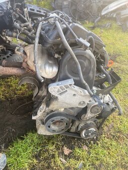 Motor BSE 1.6 Volkswagen Golf 5 75kw - 3