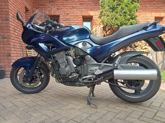 Triumph trophy 1200 - 3