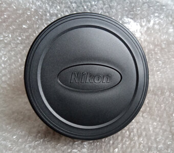 0.8x širokoúhlá předsádka Nikon WC-E80 a UR-E8 - 3
