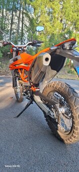 KTM 690 ENDURO R - 3